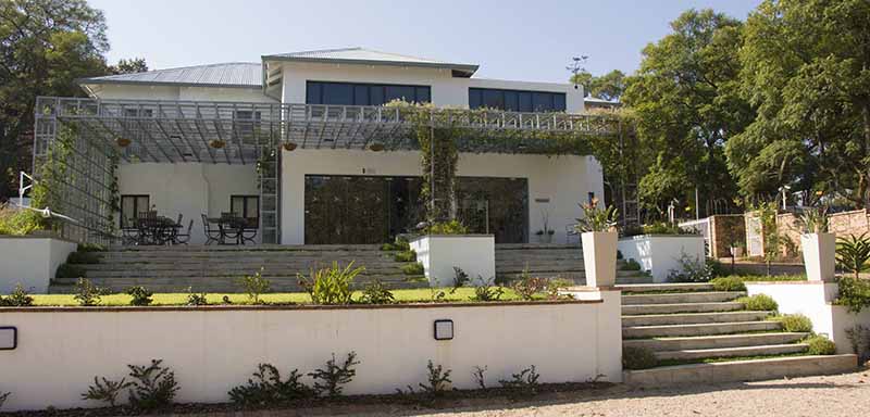 Isdell-house—24-April-2016—2