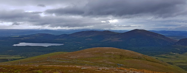 Cairngorm-Mountain-view—On-the-road-with-Ross